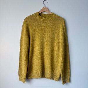Massimo Dutti golden yellow fine Italian yarn sweater-Size M